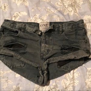 One teaspoon denim shorts size 28